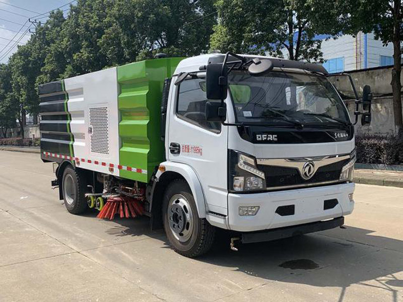 东风YTH5120TXS6EQ型洗扫车